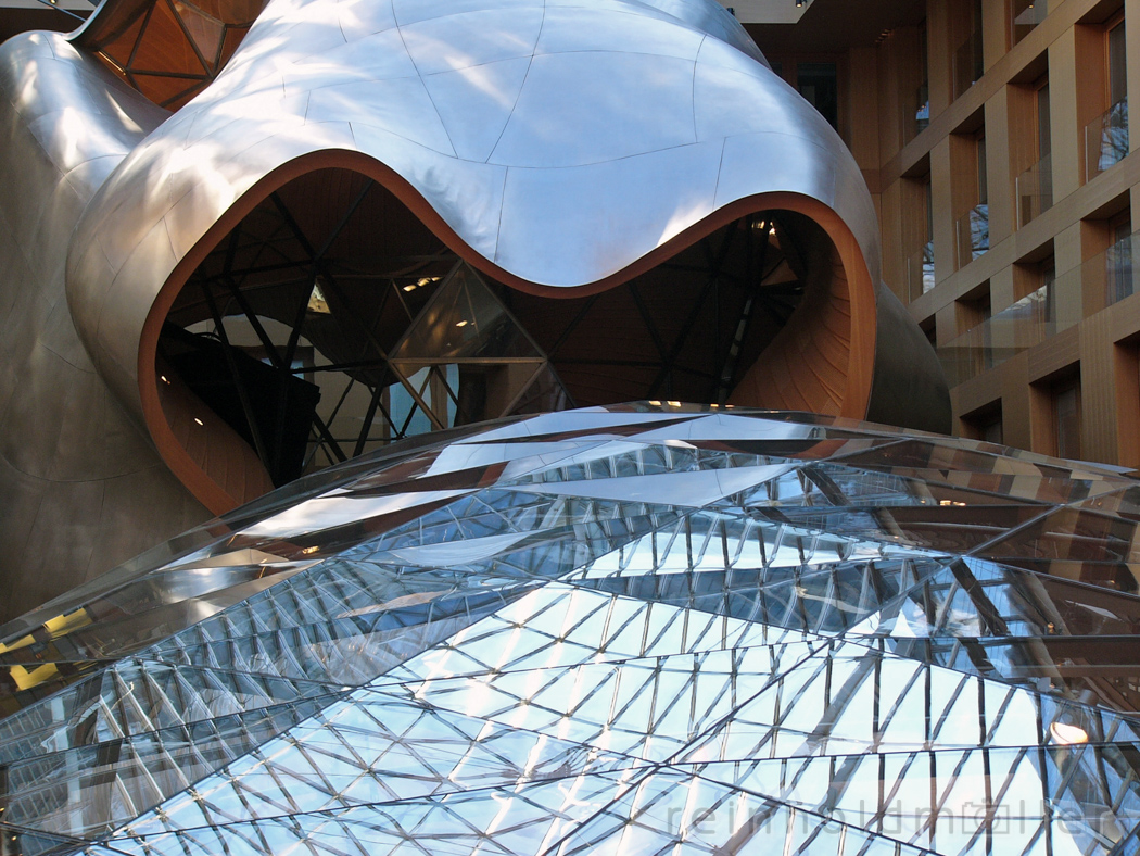 Tagungssal von O.Gehry in der Volksbank
