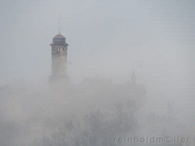 Altenburg im Nebel